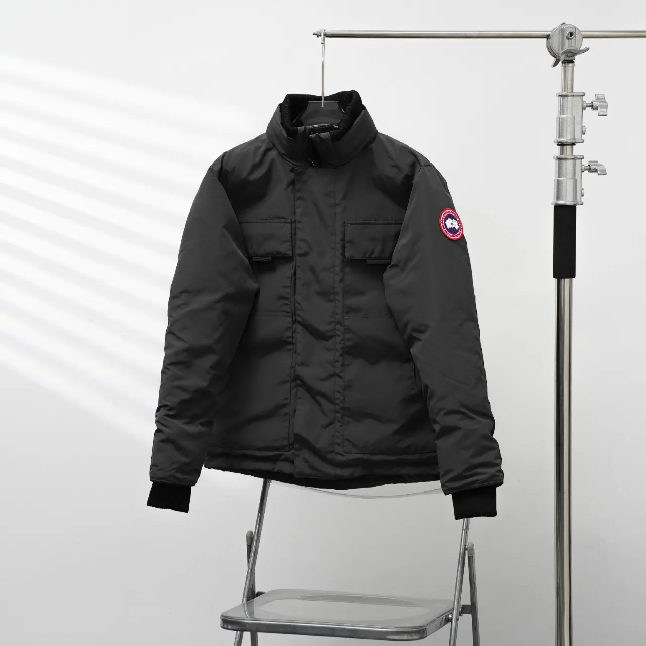 P740 CANADA GOOSE丨Canada Goose E24 sleeve logo stand collar down jacket Color: Gray Size: XS-XXL